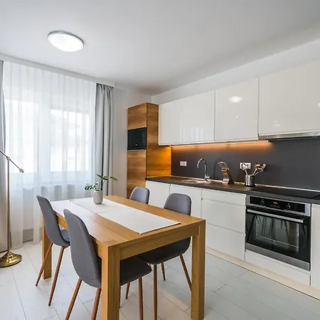Sprint Apartmán *